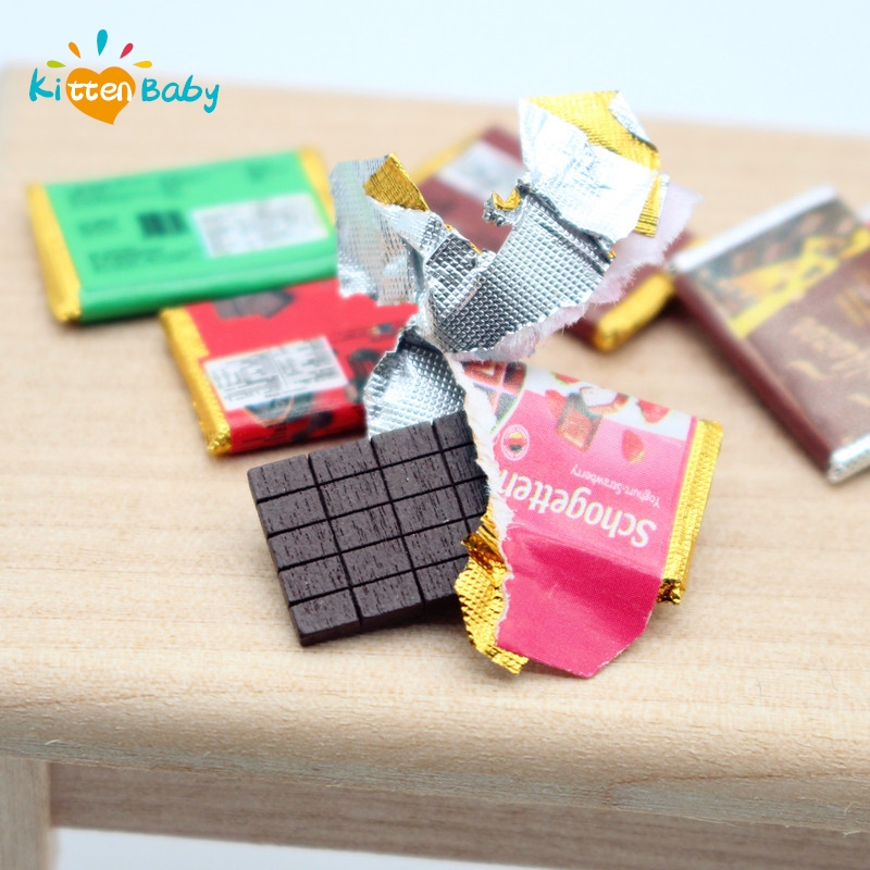 Chocolate Snack - บ้านตุ๊กตาจิ๋ว1/12โมเดลช็อคโกแลตบาร์ขนาดเล็กสำหรับตุ๊กตาอาหารเล่นซูเปอร์มาร์เก็ตขนมขนมขบเคี้ยวโมเดลอุปกรณ์ครัว